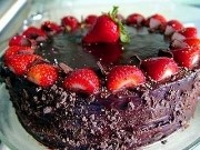 Çikolatalı Yaş Pasta Tarifi