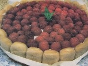 Frambuazlı Yaş Pasta Tarifi